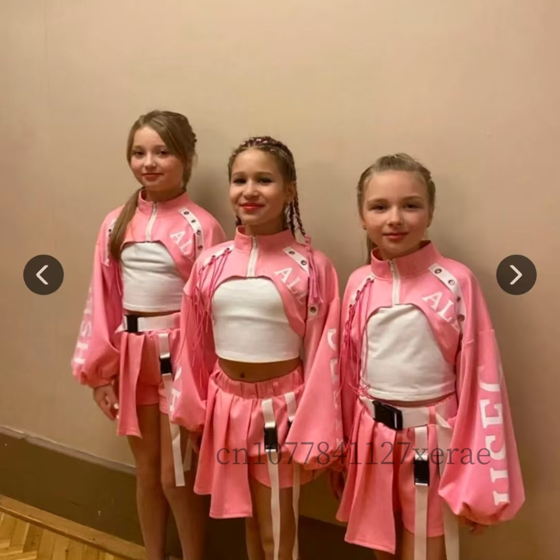 Street Fashion Model - Girls' Hip-hop and Street Dance Costumes,