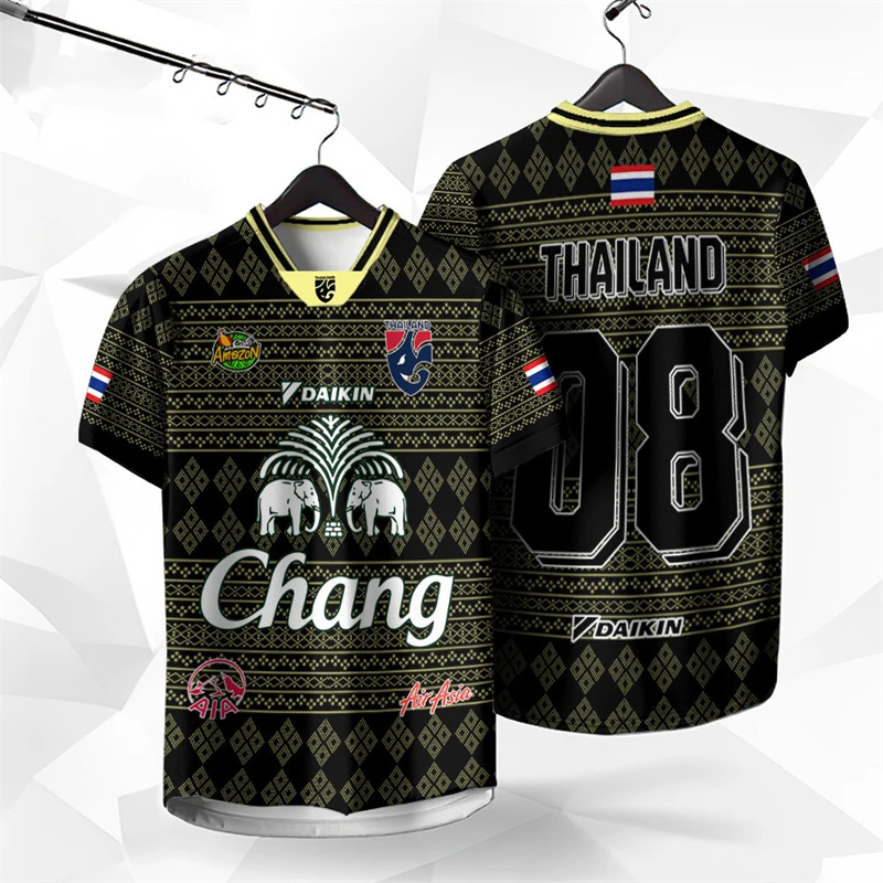 Street Fashion Thailand - Men Women 2026 AI Thailand Chang