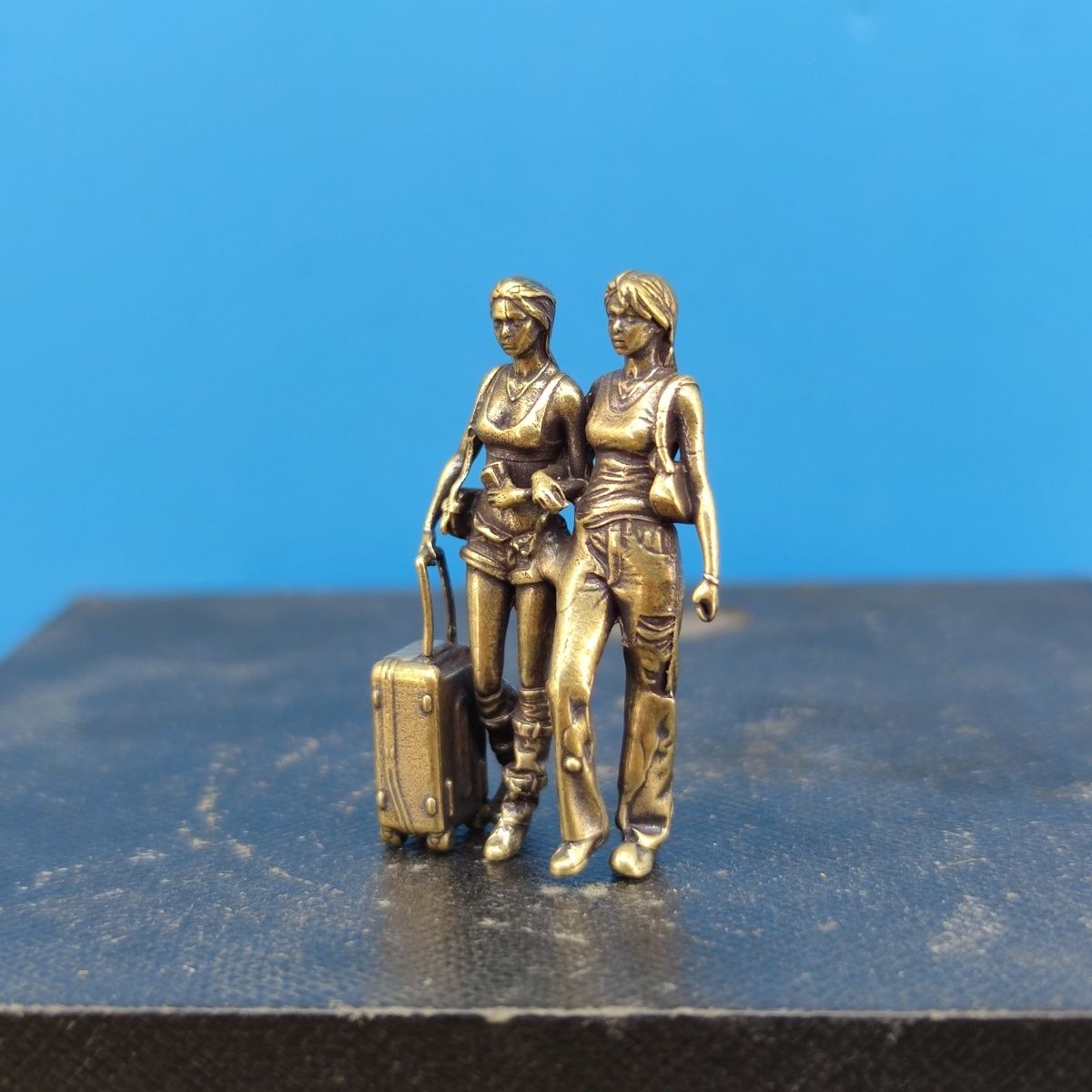 Brass Best Friend Outing Fashi - Street Fashion Model review and price