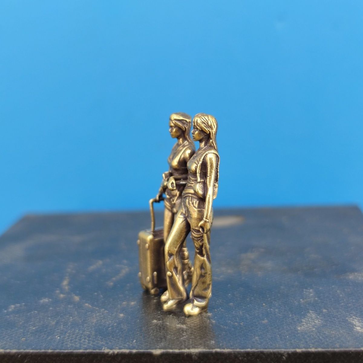 Brass Best Friend Outing Fashi - Street Fashion Model review and price